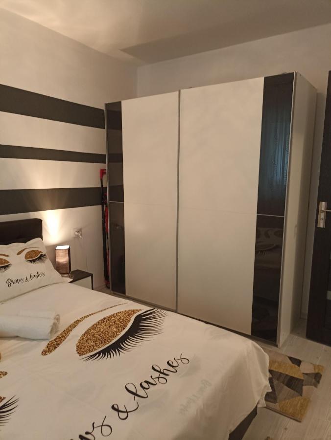 Apartament Sofy2 Байле Херкулане Екстериор снимка